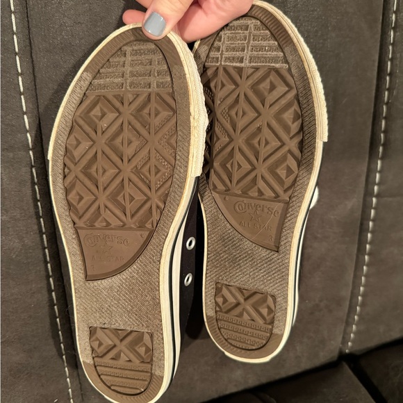 Converse - Picture 3 of 4